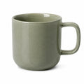Tazza in ceramica 350 ml verde salvia con manico stile minimalista